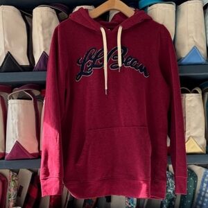 Vintage L.L. Bean Women's Burgundy Hoodie
